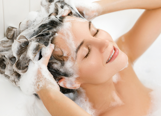 Shampooing Tips and Tricks for Healthy and Luscious Locks